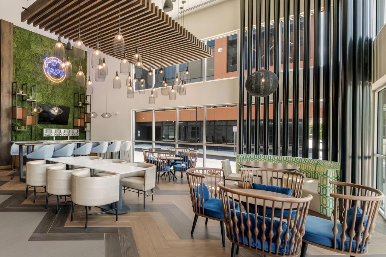 Fairfield By Marriott Inn & Suites Virginia Beach Town Center Exterior photo