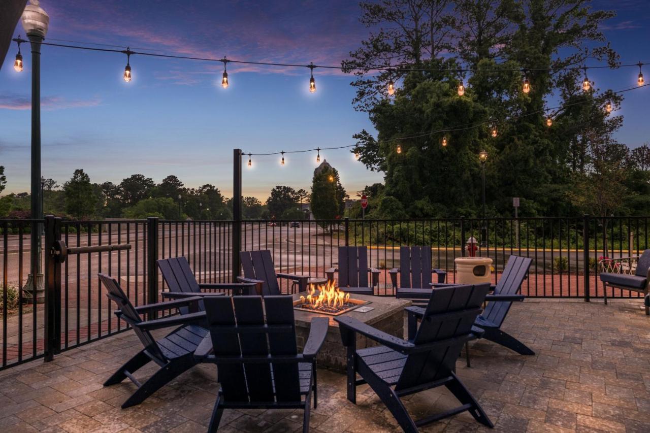 Fairfield By Marriott Inn & Suites Virginia Beach Town Center Exterior photo
